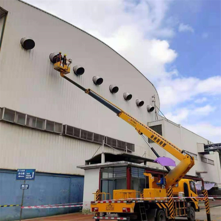 镇江京口高空作业车出租服务：专业广告牌安装解决方案